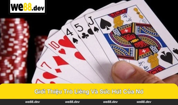 Cách Chia Bài Được Liêng - Luật Chơi Đơn Giản Và Dễ Áp Dụng 1 Ván liêng đang diễn ra trong không khí căng thẳng.
