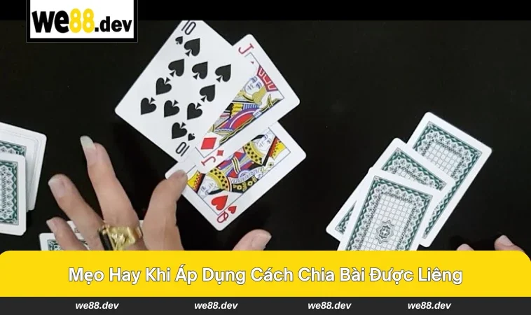 Cách Chia Bài Được Liêng - Luật Chơi Đơn Giản Và Dễ Áp Dụng 3 Người chơi tập trung quan sát đối thủ trong ván liêng.